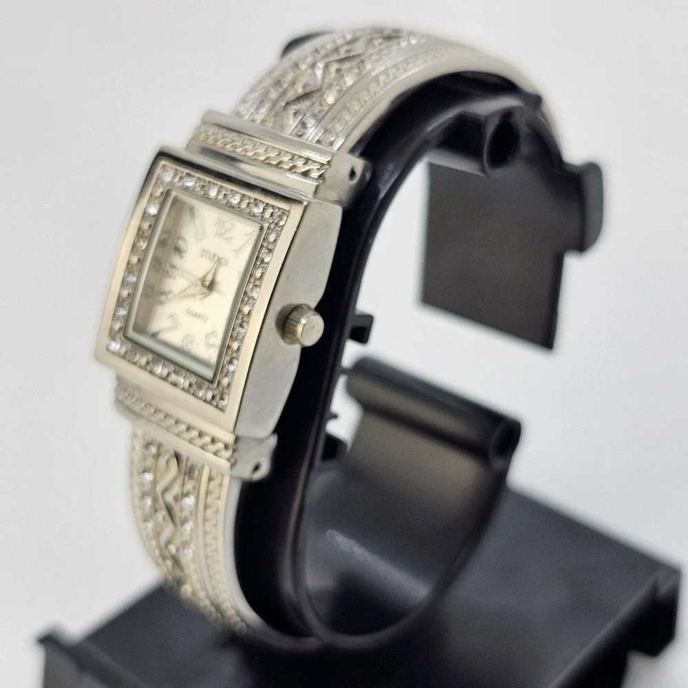 Studio Women's Bracelet Watch 22MM Gray Dial Gray Bracelet Bands 6
